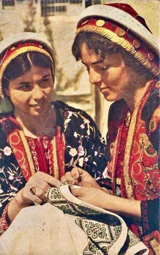 Palestinian Tatreez; An Art Of Identity And Heritage